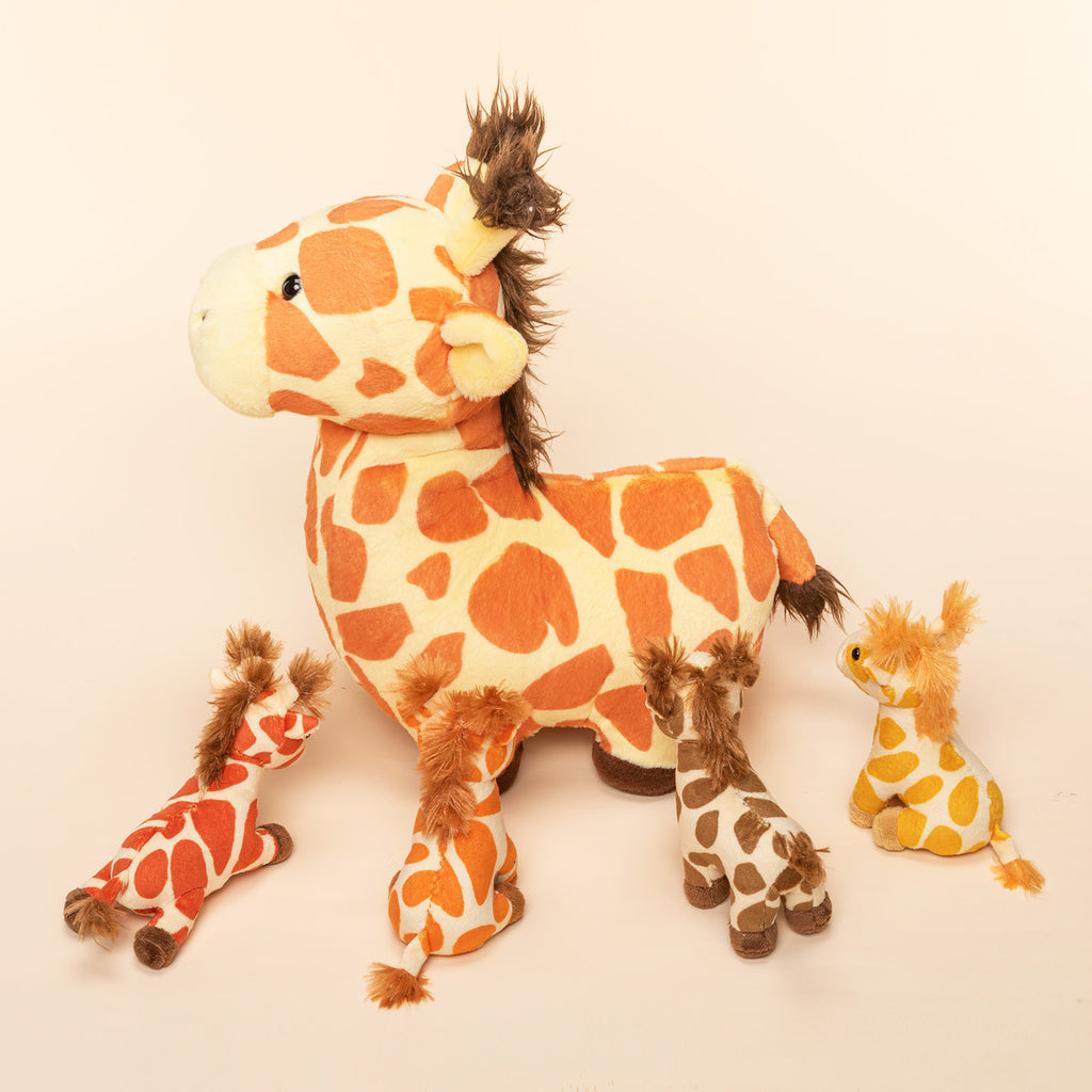 Plüschtier Giraffenfamilie mit 4-teiligem Baby-Geschenkset für Kleinkinder