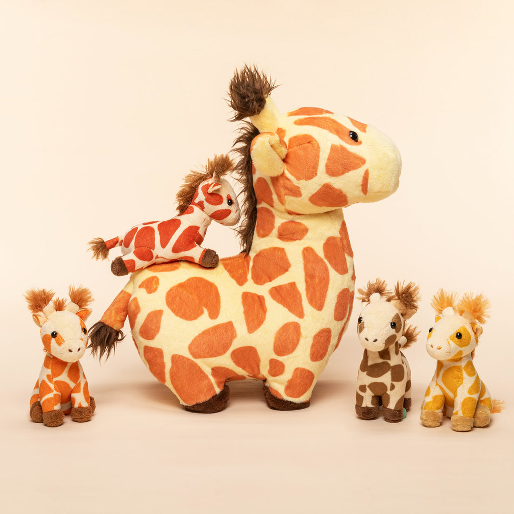 Plüschtier Giraffenfamilie mit 4-teiligem Baby-Geschenkset für Kleinkinder