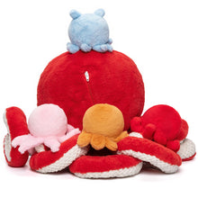 Laden Sie das Bild in den Galerie-Viewer, Oktopus-Stofftier mit 4 Baby-Oktopussen darin