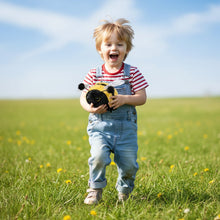 Laden Sie das Bild in den Galerie-Viewer, Plüschtier Hummel aus weichem Fell