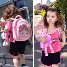 Laden Sie das Bild in den Galerie-Viewer, OUOZZZ OUOZZZ Personalized Doll + Backpack Bundle