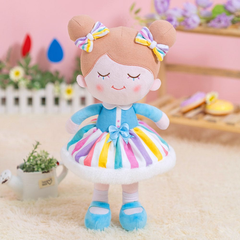 Puppenia Personalisierte Plüschpuppe mit Regenbogenrock und Regenbogenwimpern Regenbogen🌈