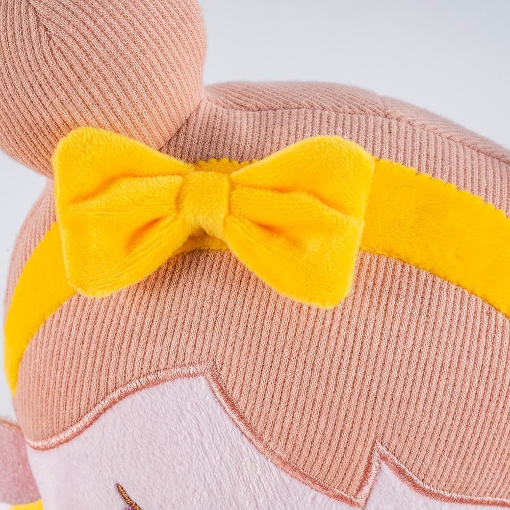 Personalizedoll Herbstmädchen gelber Rock Plüschpuppe Gelbe Puppe