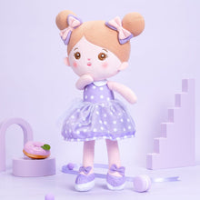 Laden Sie das Bild in den Galerie-Viewer, Puppenia Personalisierte Plüschpuppen mit Offenen Augen im Kleid mit Lila Punkten